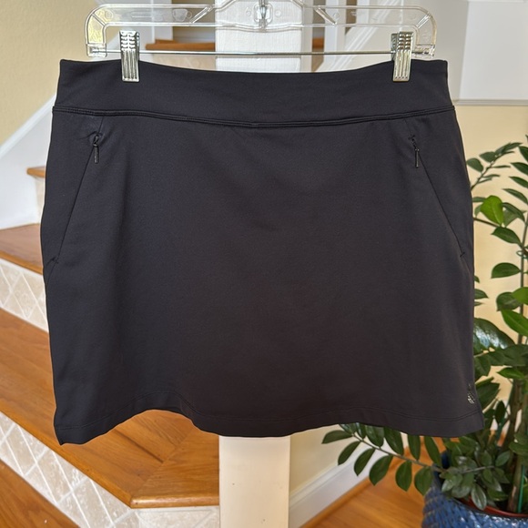 Tommy Bahama Skort, Aubrey IslandZone Skort, Black, Medium - Picture 2 of 11